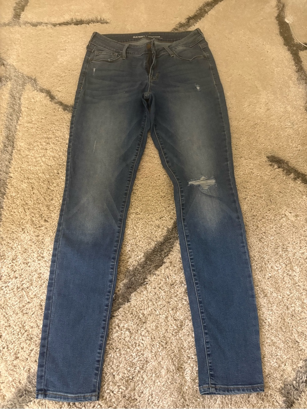 Old Navy Women's Medium Dark Blue Skinny Jeans with Light Distressing